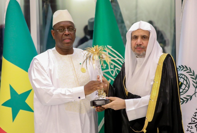 Ligue islamique mondiale : Le Président Macky Sall élevé au rang de haut dirigeant de la Charte de la Mecque Ligue islamique mondiale : Le Président Macky Sall élevé au rang de haut dirigeant de la Charte de la Mecque