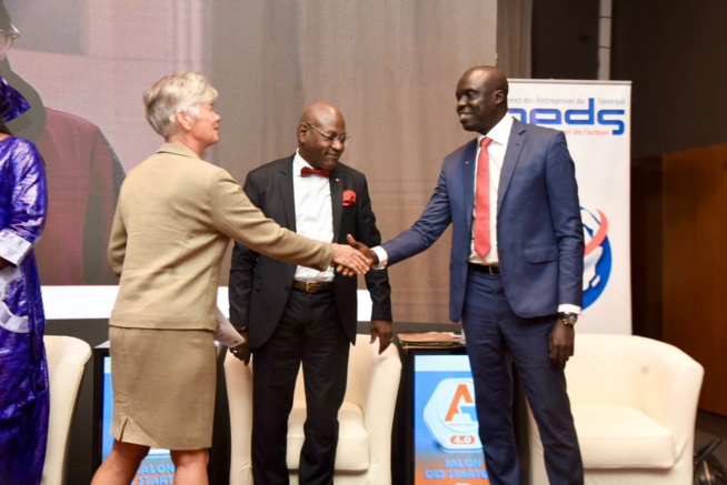 En images de la cérémonie d'ouverture 6éme éditions des Start-up AFRITECH avec le MEDS en collaboration avec le CJE. En images de la cérémonie d'ouverture 6éme éditions des Start-up AFRITECH avec le MEDS en collaboration avec le CJE.