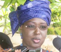 Maimouna Ndoye Seck réfute un retour des délestages Maimouna Ndoye Seck réfute un retour des délestages