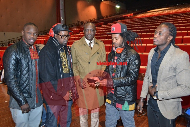 Les Guest star du "grand bégué" de Pape Diouf à Paris Les Guest star du "grand bégué" de Pape Diouf à Paris