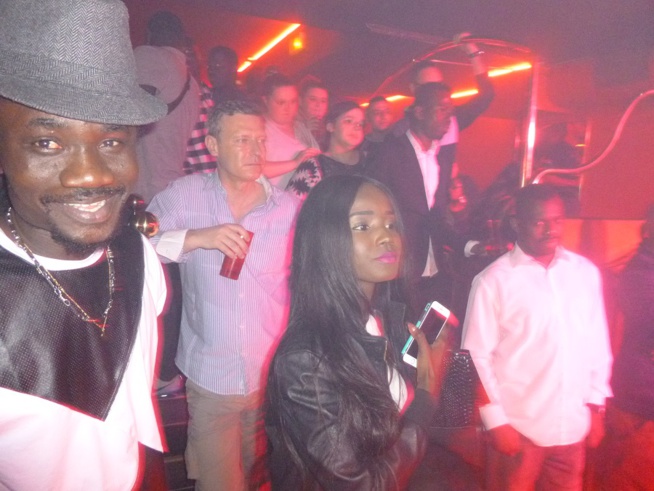 Le Cezanne club ouvre ses portes tous les samedi avec 100% Sénégal revivez les images de la soirée avec Aida Samb.