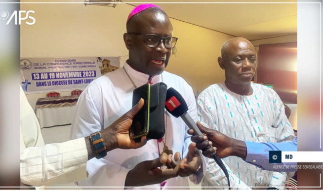 Monseigneur André Gueye aux jeunes sur la migration: « Le bonheur n’est pas seulement la possession des biens matériels » Monseigneur André Gueye aux jeunes sur la migration: « Le bonheur n’est pas seulement la possession des biens matériels »