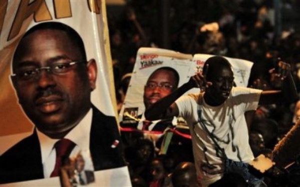 Après le passage du Président Macky Sall en Belgique, la section Apr d’Anvers renouvelée ! Après le passage du Président Macky Sall en Belgique, la section Apr d’Anvers renouvelée !