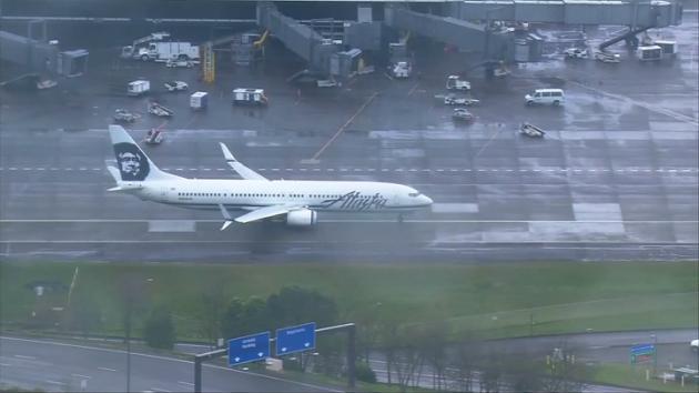 Seattle : un avion décolle avec un bagagiste dans la soute