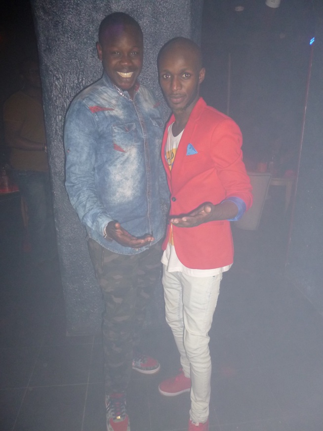 Le rendez-vous dominical de Paris, Adama Diagne et sa bande chauffent le Star Night. Regardez les images