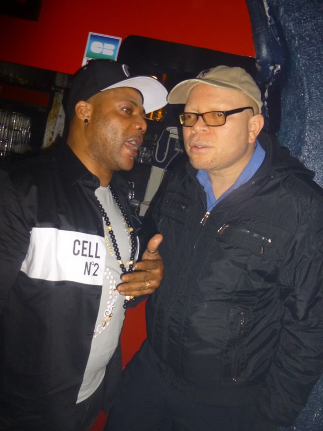 Le rendez-vous dominical de Paris, Adama Diagne et sa bande chauffent le Star Night. Regardez les images Le rendez-vous dominical de Paris, Adama Diagne et sa bande chauffent le Star Night. Regardez les images