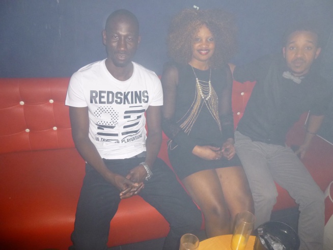 Le rendez-vous dominical de Paris, Adama Diagne et sa bande chauffent le Star Night. Regardez les images