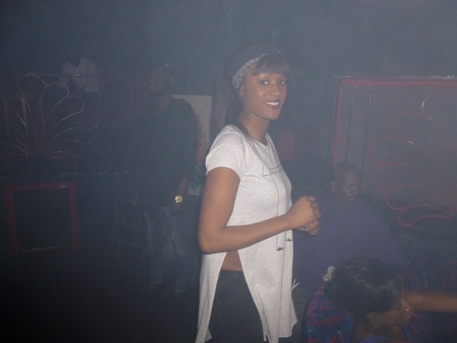 Le rendez-vous dominical de Paris, Adama Diagne et sa bande chauffent le Star Night. Regardez les images