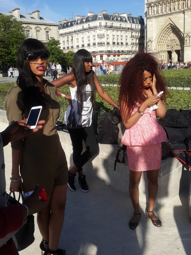 Les images de la nouvelle vidéo de Jule Danseman le nouveau chouchou des Parisiens avec Art bi Management. Les images de la nouvelle vidéo de Jule Danseman le nouveau chouchou des Parisiens avec Art bi Management.