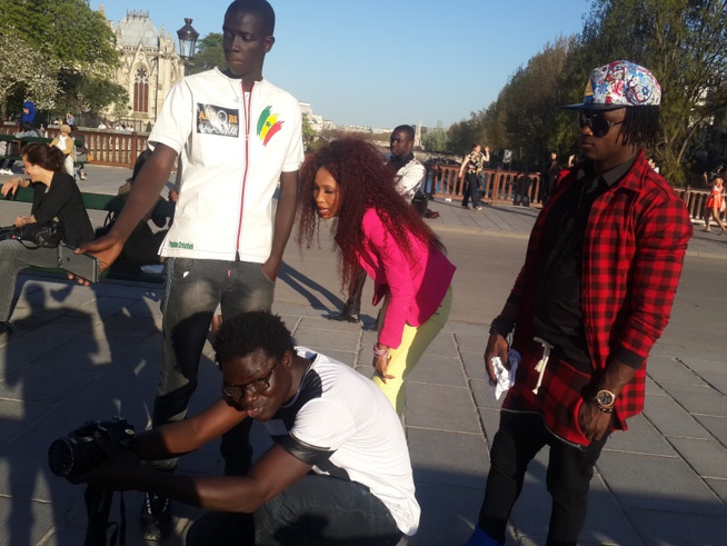 Les images de la nouvelle vidéo de Jule Danseman le nouveau chouchou des Parisiens avec Art bi Management.