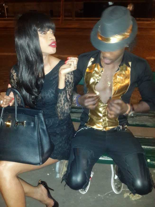 Les images de la nouvelle vidéo de Jule Danseman le nouveau chouchou des Parisiens avec Art bi Management. Les images de la nouvelle vidéo de Jule Danseman le nouveau chouchou des Parisiens avec Art bi Management.