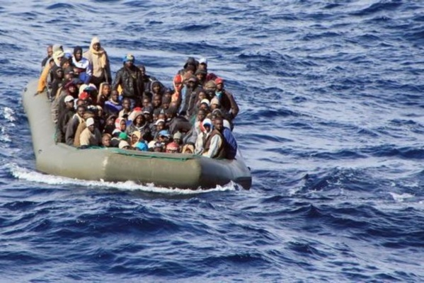Homicide multiple: Des Sénégalais, Ivoiriens et Maliens, accusés d'avoir jeté des chrétiens à bord, arrêtés à Palerme Homicide multiple: Des Sénégalais, Ivoiriens et Maliens, accusés d'avoir jeté des chrétiens à bord, arrêtés à Palerme
