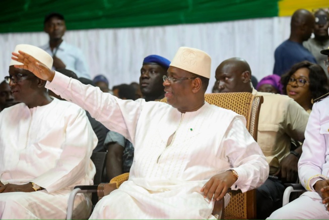 Tournées Économiques: Macky Sall Attendu Dans Six Régions Dont Diourbel Tournées Économiques: Macky Sall Attendu Dans Six Régions Dont Diourbel