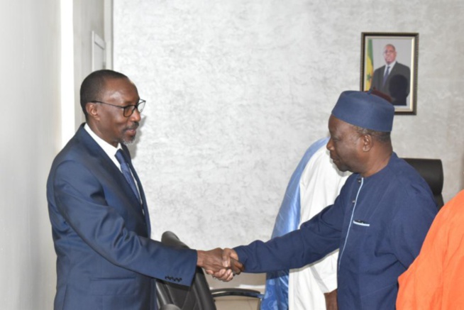 Après leur indemnisation: Les impactés du Projet de dépollution de la baie de Hann à Mbao, reconnaissants envers le DG de l’Onas, Mamadou Mamour Diallo Après leur indemnisation: Les impactés du Projet de dépollution de la baie de Hann à Mbao, reconnaissants envers le DG de l’Onas, Mamadou Mamour Diallo