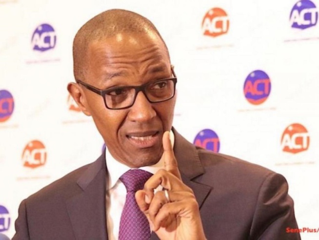 Abdoul Mbaye, président de l’alliance pour la citoyenneté et le travail : «Les budgets 2023 et 2024 sont faux parce que…» Abdoul Mbaye, président de l’alliance pour la citoyenneté et le travail : «Les budgets 2023 et 2024 sont faux parce que…»