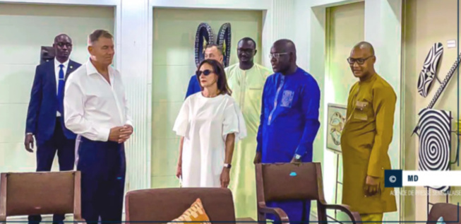 Coopération : Le chef d’Etat roumain à Dakar Coopération : Le chef d’Etat roumain à Dakar