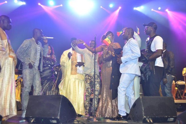 La grande réussite du Dock de Pullman du 04 avril avec Pape Diouf toujours au coeur des discussions. Regardez La grande réussite du Dock de Pullman du 04 avril avec Pape Diouf toujours au coeur des discussions. Regardez