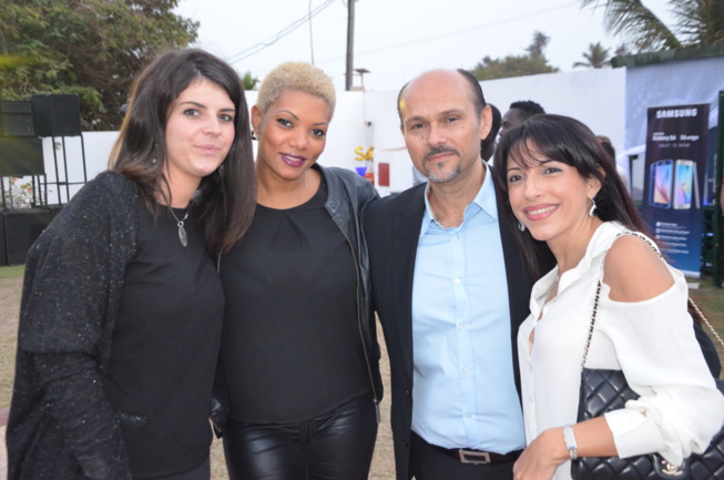 Cérémonie officielle de lancement du tout nouveau Samsung Galaxy S6 / S6 EDGE aux almadies …. Regardez Cérémonie officielle de lancement du tout nouveau Samsung Galaxy S6 / S6 EDGE aux almadies …. Regardez