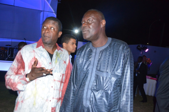 Cérémonie officielle de lancement du tout nouveau Samsung Galaxy S6 / S6 EDGE aux almadies …. Regardez Cérémonie officielle de lancement du tout nouveau Samsung Galaxy S6 / S6 EDGE aux almadies …. Regardez