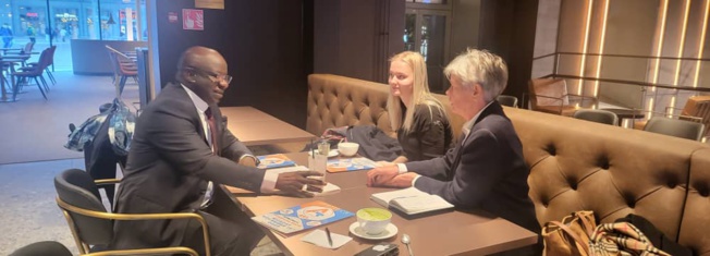 Le Président du Meds Mbagnick Diop à Helsinki AFRITECH son " bébé" au cœur des discussions pour un partenariat gagnant / gagnant. Le Président du Meds Mbagnick Diop à Helsinki AFRITECH son " bébé" au cœur des discussions pour un partenariat gagnant / gagnant.