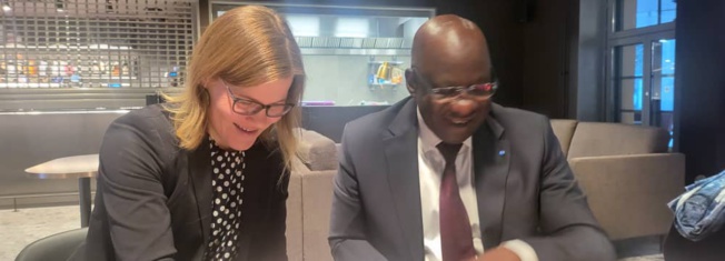 Le Président du Meds Mbagnick Diop à Helsinki AFRITECH son " bébé" au cœur des discussions pour un partenariat gagnant / gagnant. Le Président du Meds Mbagnick Diop à Helsinki AFRITECH son " bébé" au cœur des discussions pour un partenariat gagnant / gagnant.