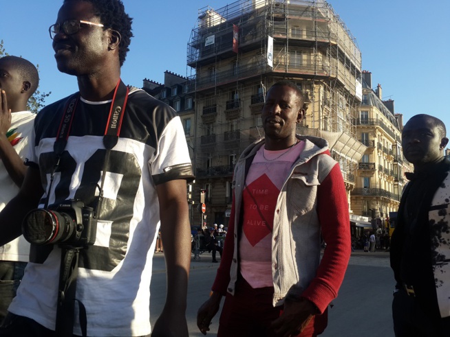 Papis Niang de Art bi management victime de vol de ses matériels de tournage au centre commercial de Créteil à Paris