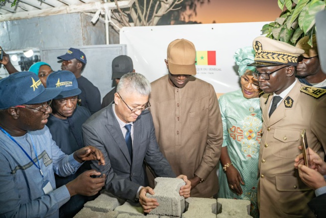 EN IMAGES CÉRÉMONIE DE LANCEMENT DES TRAVAUX ROUTIERS AUX PARCELLES ASSAINIES EN IMAGES CÉRÉMONIE DE LANCEMENT DES TRAVAUX ROUTIERS AUX PARCELLES ASSAINIES