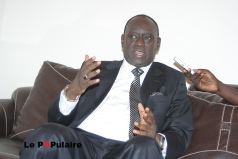 Me El Hadji Diouf : "Macky Sall aurait pu emprisonner Abdoulaye Wade et Sindiély Wade" Me El Hadji Diouf : "Macky Sall aurait pu emprisonner Abdoulaye Wade et Sindiély Wade"