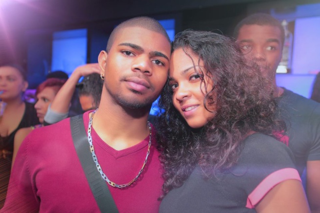 Le rendez-vous des branchés de Paris , le Cezanne Club 2 rue du Puget 100% Sénégal tous les samedi.Regardez Le rendez-vous des branchés de Paris , le Cezanne Club 2 rue du Puget 100% Sénégal tous les samedi.Regardez