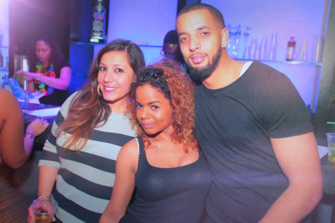 Le rendez-vous des branchés de Paris , le Cezanne Club 2 rue du Puget 100% Sénégal tous les samedi.Regardez