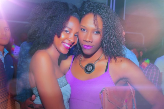 Le rendez-vous des branchés de Paris , le Cezanne Club 2 rue du Puget 100% Sénégal tous les samedi.Regardez