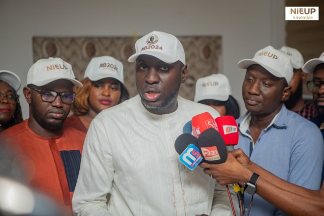 Parrainage-Khadim Dia Président du mouvement « Nieup »,décroche 28.353 parrains en faveur d’Amadou Ba