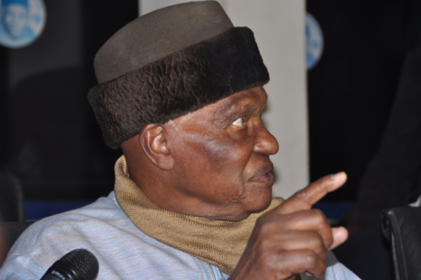 Wade accuse Macky : "Il voulait récupérer l'argent de Bibo et éliminer politiquement Karim" Wade accuse Macky : "Il voulait récupérer l'argent de Bibo et éliminer politiquement Karim"