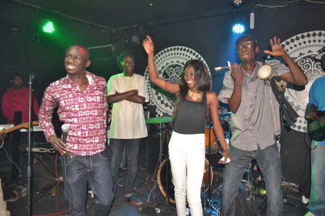 Pape Diouf signe son retour explosif au Baramundi.Regardez Pape Diouf signe son retour explosif au Baramundi.Regardez