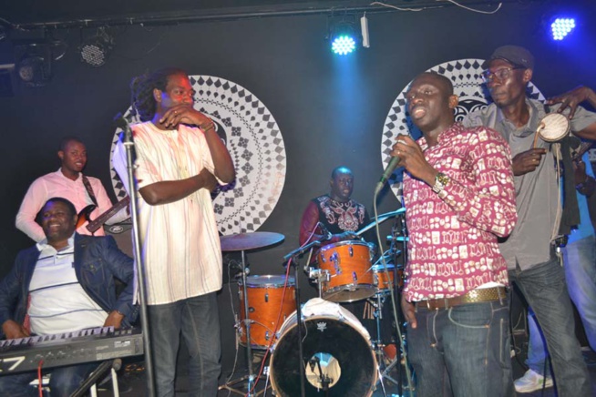 Pape Diouf signe son retour explosif au Baramundi.Regardez