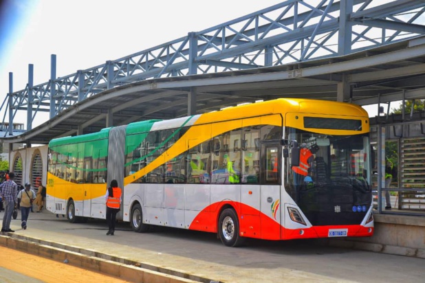 Transports urbains au Sénégal : cinq raisons de saluer l'arrivée du BRT à Dakar Transports urbains au Sénégal : cinq raisons de saluer l'arrivée du BRT à Dakar