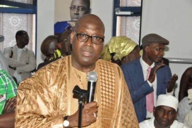 Rébellion de troupes contre le chef de l’APR en France : Comment Amadou Ba a « sauvé » la peau de Talla Daff Rébellion de troupes contre le chef de l’APR en France : Comment Amadou Ba a « sauvé » la peau de Talla Daff