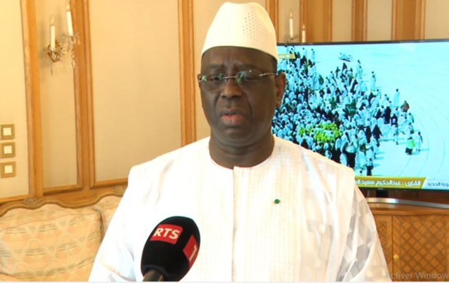 L’armée sénégalaise endeuillée : Les condoléances de Macky Sall aux familles des victimes de l’explosion d’une mine en Casamance L’armée sénégalaise endeuillée : Les condoléances de Macky Sall aux familles des victimes de l’explosion d’une mine en Casamance