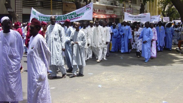 Le 1er mai ou la fête des « travailleurs pauvres » ! Le 1er mai ou la fête des « travailleurs pauvres » !