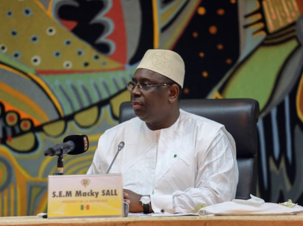 1er Mai: Discours du Président Macky Sall à l'occasion remise des cahiers de doléances des centrales Syndicales 1er Mai: Discours du Président Macky Sall à l'occasion remise des cahiers de doléances des centrales Syndicales