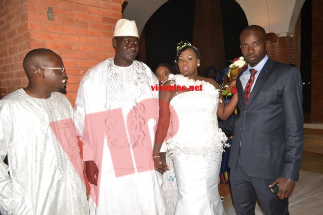 Les images du mariage de Bijou Guéye fille du patron de EMG Automobile. Regardez
