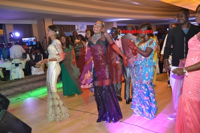 Soirée de gala du port: Pape Diouf assure son show spectacle devant les employés de Cheikh Kanté.Regardez