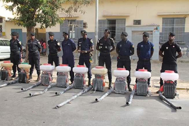 Coup de filet de la brigade des services d’hygiène : 54 tonnes de produits périmés toxiques d’une valeur de 50 millions CFA saisie Coup de filet de la brigade des services d’hygiène : 54 tonnes de produits périmés toxiques d’une valeur de 50 millions CFA saisie