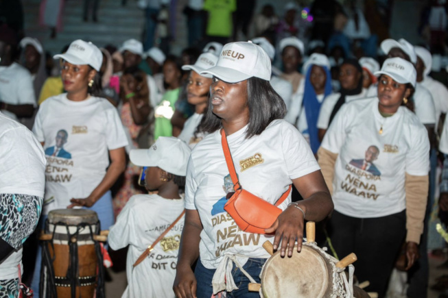 MOBILISATION EXCEPTIONNELLE DU MOUVEMENT NIEUP AU MONUMENT DE LA RENAISSANCE MOBILISATION EXCEPTIONNELLE DU MOUVEMENT NIEUP AU MONUMENT DE LA RENAISSANCE