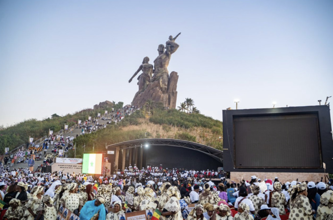 MOBILISATION EXCEPTIONNELLE DU MOUVEMENT NIEUP AU MONUMENT DE LA RENAISSANCE MOBILISATION EXCEPTIONNELLE DU MOUVEMENT NIEUP AU MONUMENT DE LA RENAISSANCE
