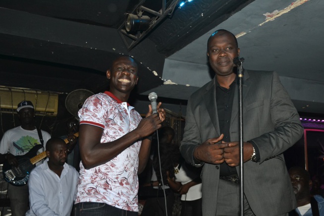 Pape Diouf et sa génération consciente chauffent le Madison et vous donnent rendez- vous ce Vendredi dans 100% show rakadiou avec les vip. Regardez.