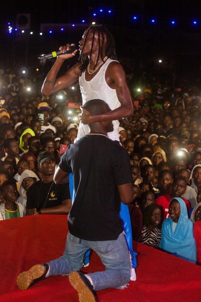 Bignona : KABY, « Roi de Casa », enflamme la Casamance… (En images) Bignona : KABY, « Roi de Casa », enflamme la Casamance… (En images)