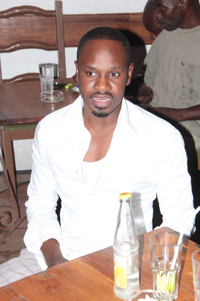 Baba Hamdy sera face à la presse le samedi 23 mai au Lamantin Beach hotél à Saly pour présenter son nouveau album "Pen Mélodies" Baba Hamdy sera face à la presse le samedi 23 mai au Lamantin Beach hotél à Saly pour présenter son nouveau album "Pen Mélodies"