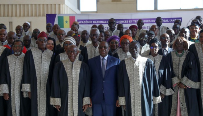 Photos / ANSTS : Le Président Macky Sall lors de la séance académique solennelle 2024 Photos / ANSTS : Le Président Macky Sall lors de la séance académique solennelle 2024