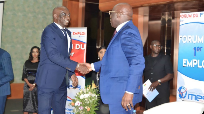 23eme Editions- En images du Forum du 1er Emploi avec le Mouvement des Entreprises du Sénégal (MEDS) 23eme Editions- En images du Forum du 1er Emploi avec le Mouvement des Entreprises du Sénégal (MEDS)